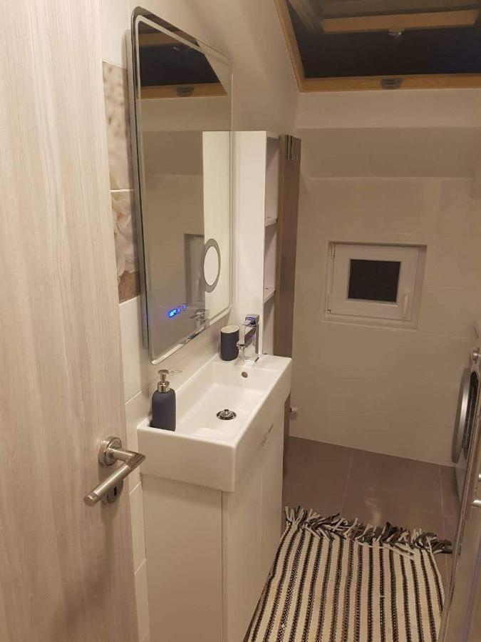 And Ivana Apartment Krk Town